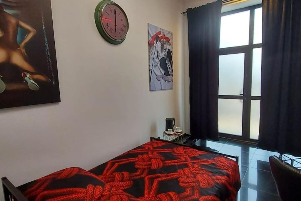 Pokoj Tylko Dla Doroslych Momenti Piccanti Kattowitz Exterior foto
