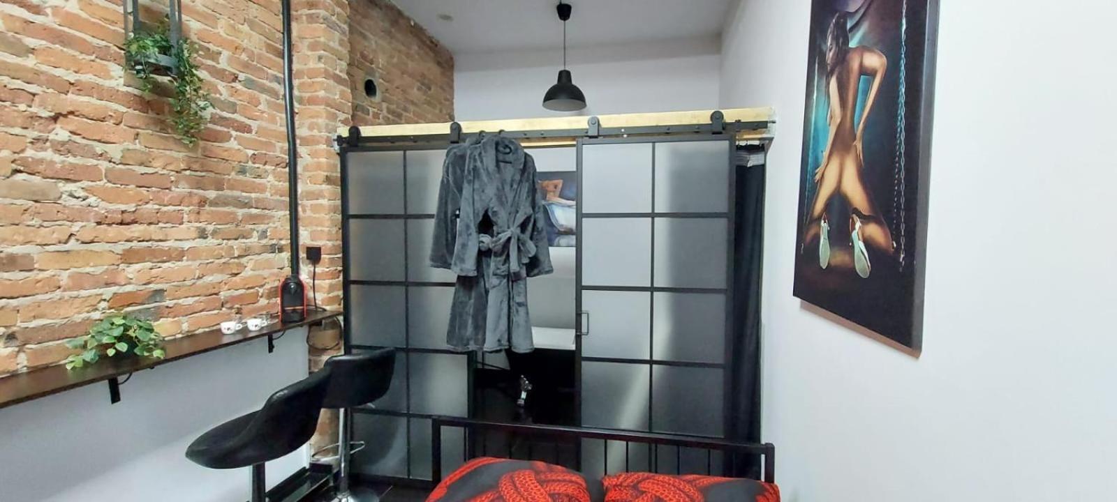 Pokoj Tylko Dla Doroslych Momenti Piccanti Kattowitz Exterior foto